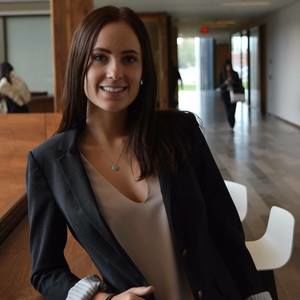 Meet your Posher, Olivia